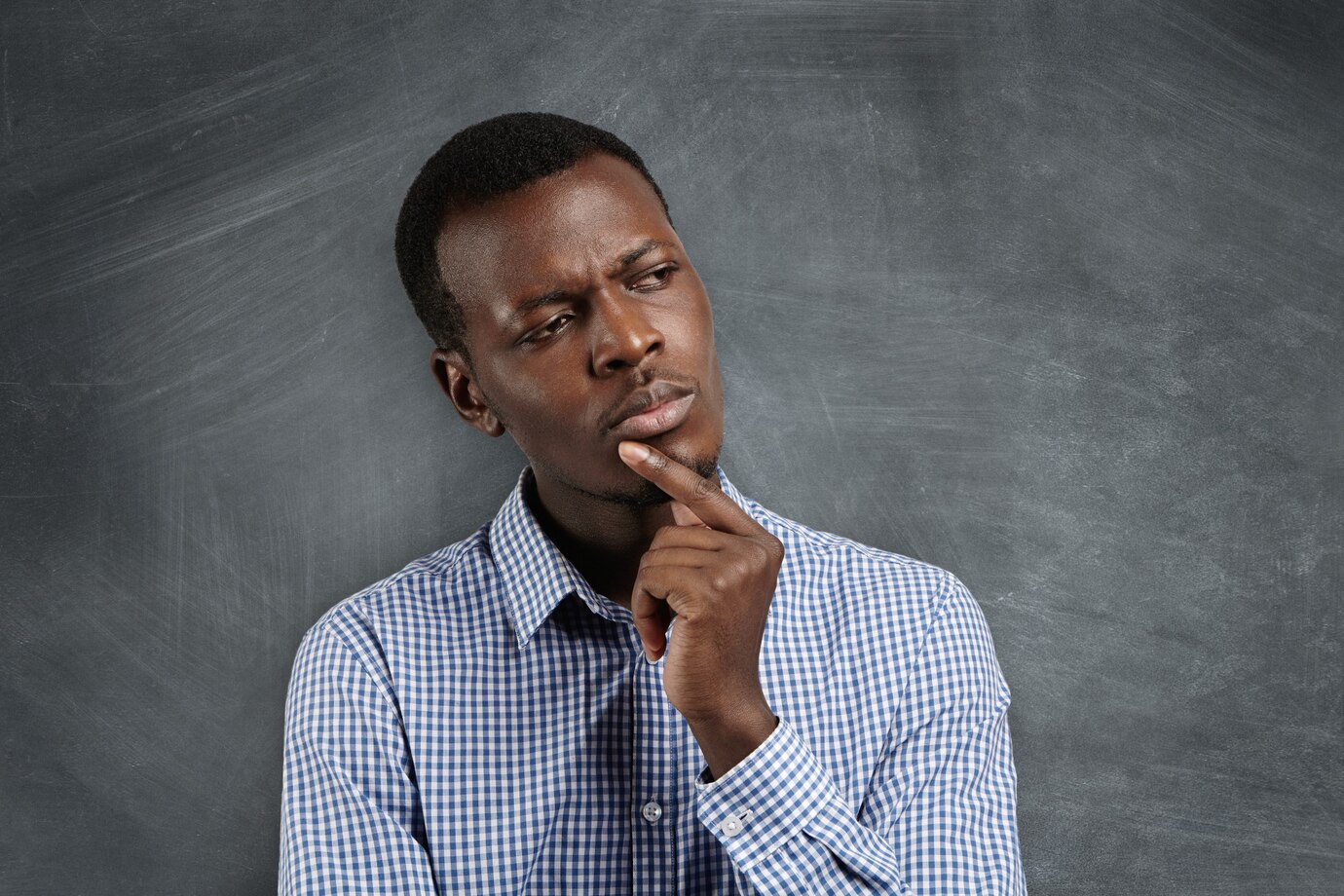 Read more about the article Reasons Why We Replay Conversations in Our Minds